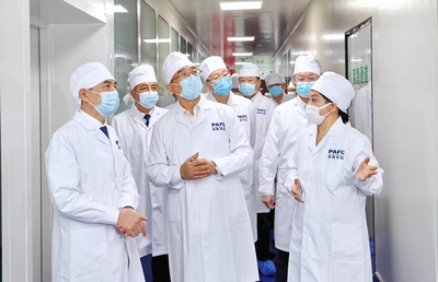 深化生物技術(shù)創(chuàng)新與應(yīng)用 打造“換道超車”新引擎——論生物制藥研究與生產(chǎn)的發(fā)展路徑