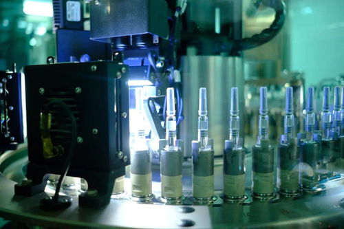 中國(guó)新冠疫苗 權(quán)威專家回應(yīng)安全、有效與產(chǎn)能關(guān)切